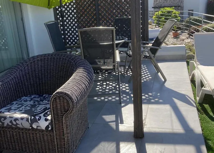 Charming 2-bedroom With Ocean Views In Baheli * Kalogrea